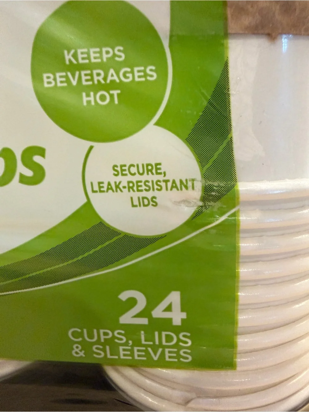 Party Supplies Hot/Cold Cups and Napkins Bundle of 4